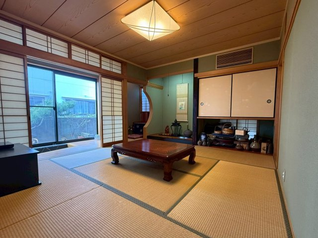 上田東町　戸建の和室