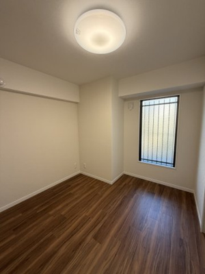 【洋室】 | セザール小平 | 約5.0帖の北側の洋室です！！