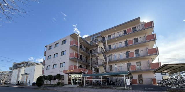 【外観】 | セザール小平 | セザール小平は、1991年２月に建築された総戸数24戸のエレベーター付き5階建のマンションです。