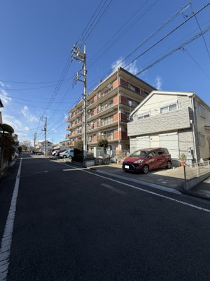 【その他】 | セザール小平 | 前面道路を含む写真です。区画の整った街並みにございます。