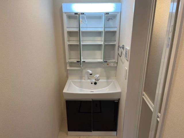 ＲＨ 柳川の洗面所|スペースが確保できる洗面所です