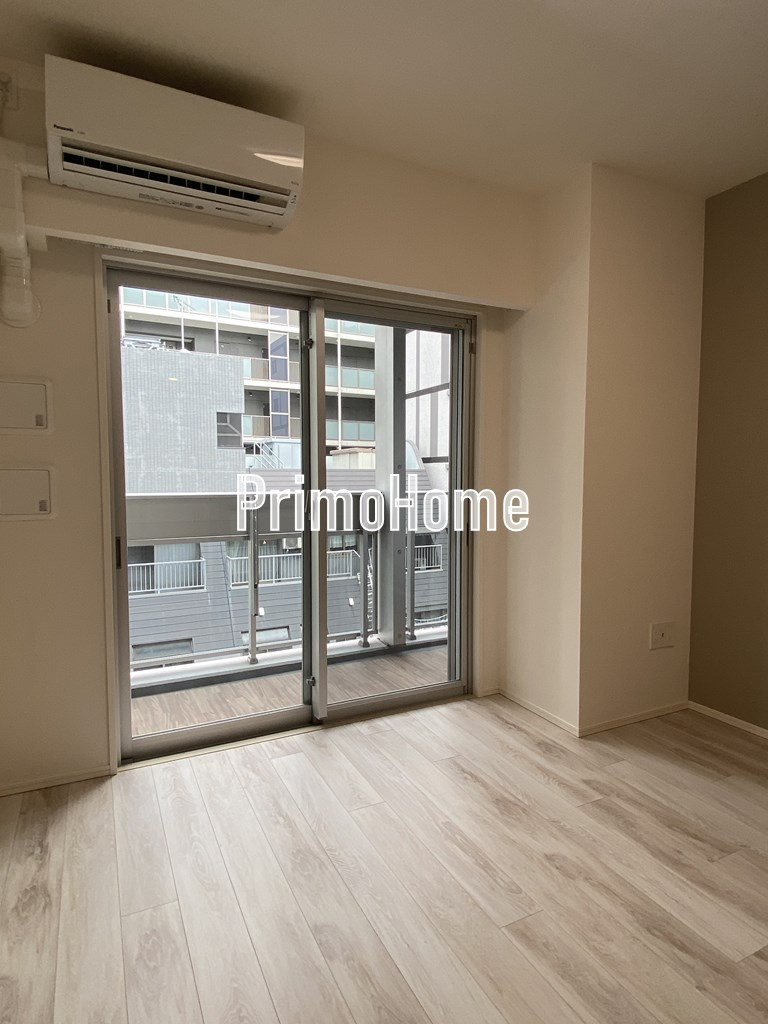 ライオンズ千代田岩本町ミレスKDAの居間・リビング