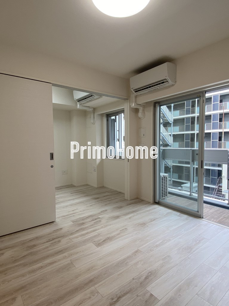 ライオンズ千代田岩本町ミレスKDAの居間・リビング