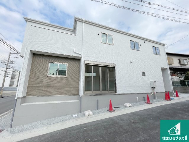13日(土)14日(日)現地見学可能！　枚方市藤阪元町　限定1邸の外観|お客様に長く安心して住んでいだだける事にこだわった家づくり！住んでからのアフターサービスにもしっかりと取り組んでいます！