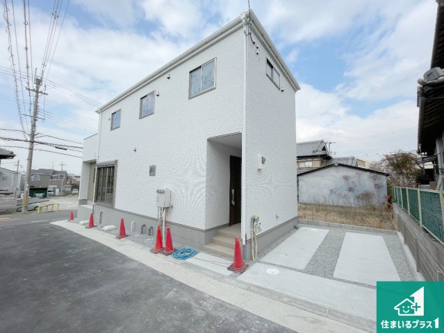 13日(土)14日(日)現地見学可能！　枚方市藤阪元町　限定1邸の外観|お客様に長く安心して住んでいだだける事にこだわった家づくり！住んでからのアフターサービスにもしっかりと取り組んでいます！