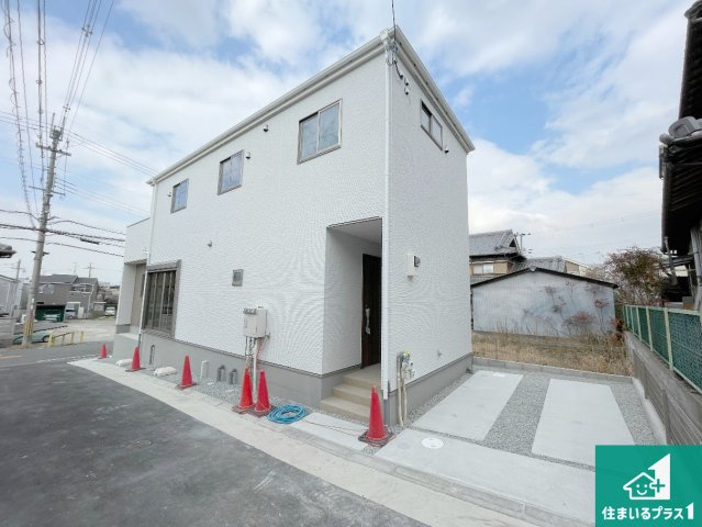 13日(土)14日(日)現地見学可能！　枚方市藤阪元町　限定1邸の外観|安心の10年保証！外観を美しく保ち、雨水で汚れを落とします！気になることがありましたら、お気軽にお問い合わせください！
