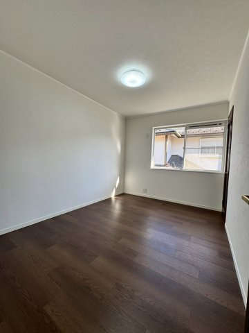 所沢市中富南4丁目中古戸建の洋室