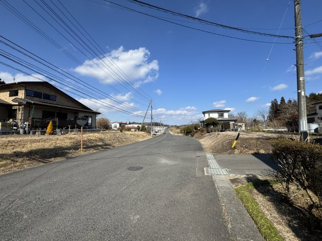 想定年間賃料　180万　想定利回り　15％　鉄骨造の周辺