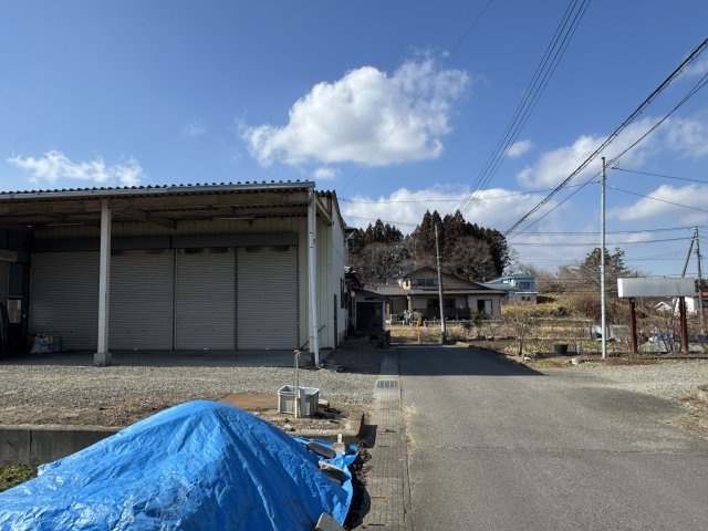 想定年間賃料　180万　想定利回り　15％　鉄骨造のその他
