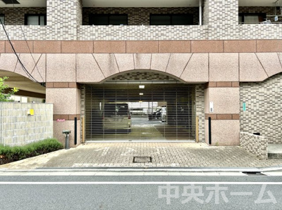 【駐車場】 | レクセル篠崎 | 【敷地内駐車場】最新の空き状況や費用などの詳細は担当スタッフまでお問い合わせください。