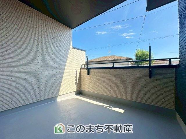ブルーミングガーデン宇都宮市雀の宮6丁目のバルコニー|"南向きバルコニーがございます！
陽当りが確保されておりますので洗濯物も速乾です！"
