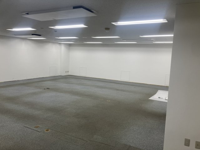 神保町カンナビル　B1Fの内装