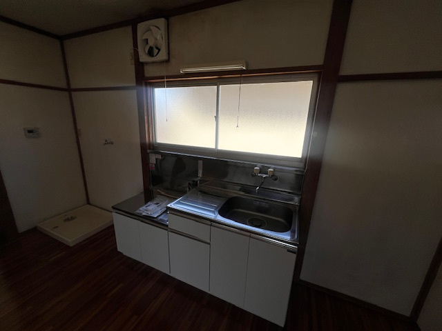 小金井市中町２丁目のアパートのキッチン