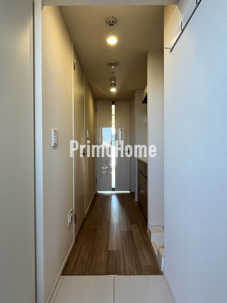 ブリリアイスト上野御徒町の玄関