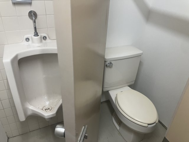 神保町カンナビル　2Fのトイレ