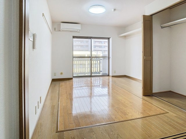 ラムセスＡ小白川の居間・リビング|サンプル写真