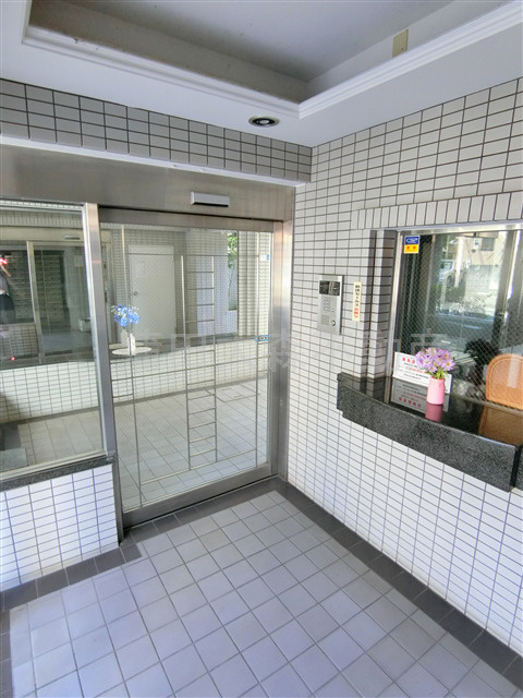 ワコーレ多摩川のエントランス|エントランス　オートロック