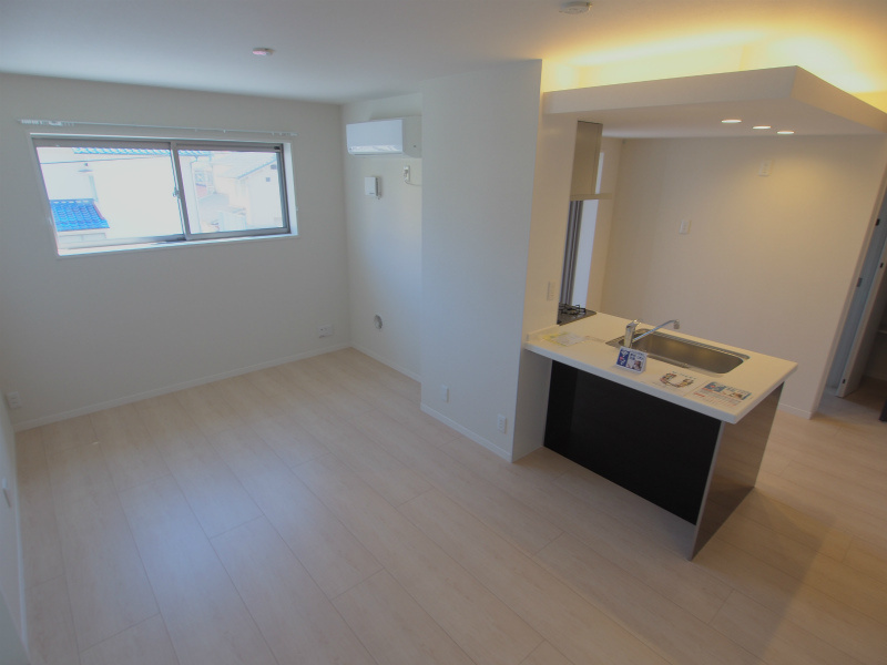 Ｏａｋ　Ｆｏｒｅｓｔの居間・リビング