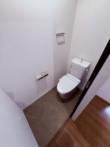 岩出市金池・中古戸建・54740のトイレ