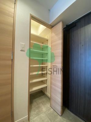 【玄関】 | グランフォーレ千早マークスクエアイーストウイング | 下駄箱もしっかりついてます！