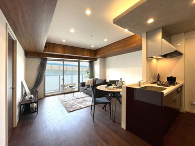 【居間・リビング】 | LEXUS GARDEN箱崎タワーズ EAST | アレンジ自由自在の広々空間です！