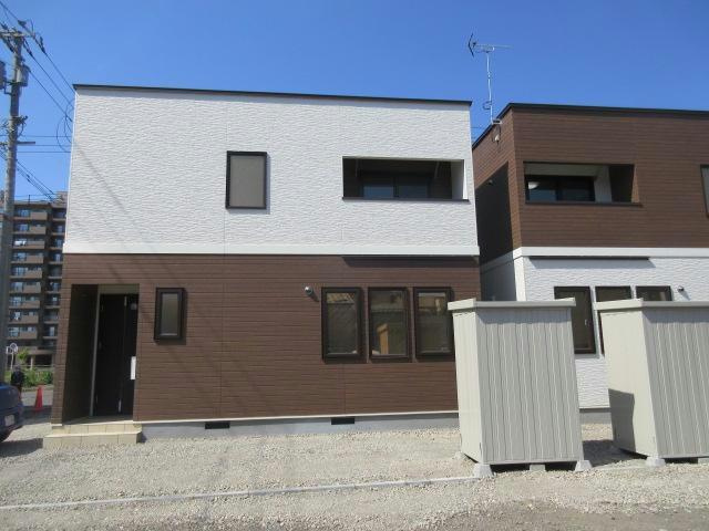 大通WハウスAの外観