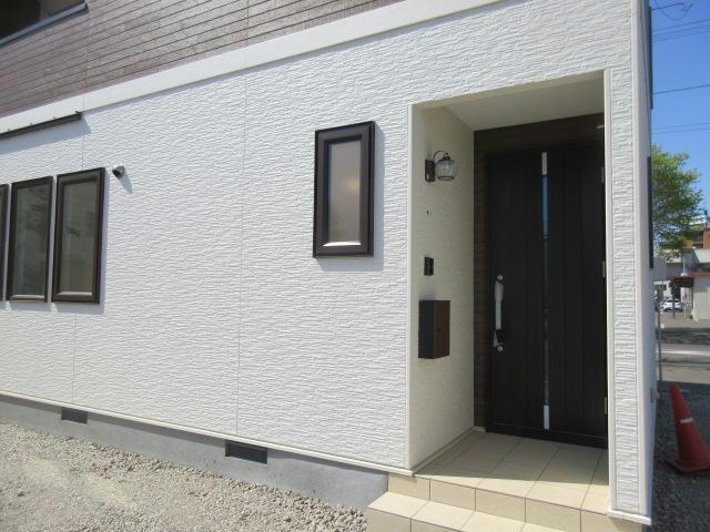 大通WハウスAの外観