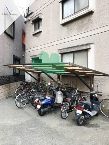 エルポルテ博多の駐車場