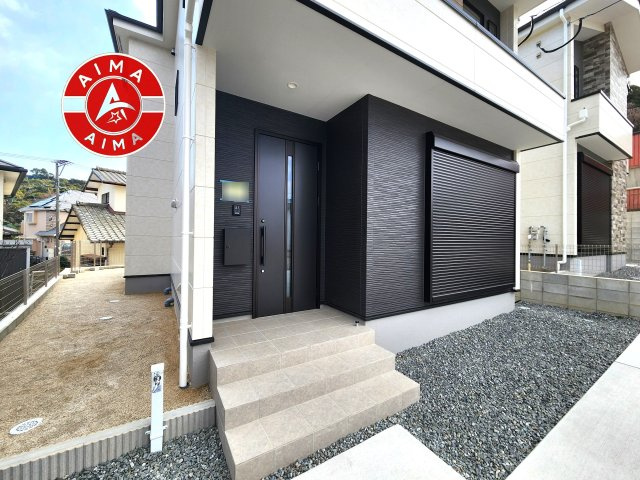 糟屋郡志免町桜丘３丁目第5-２棟（2号棟）の玄関|おでかけの時も帰った時も、「我が家」を最初に感じでもらえる素敵な空間に。
