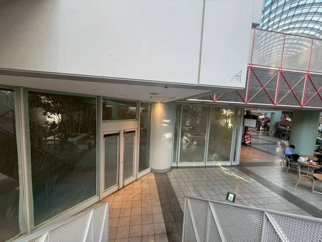 シーバンス　ア・モール　110のエントランス