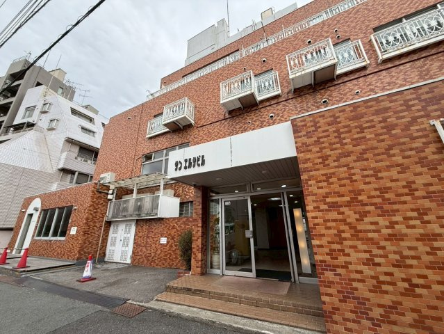 松濤サン・エルサ　106のエントランス