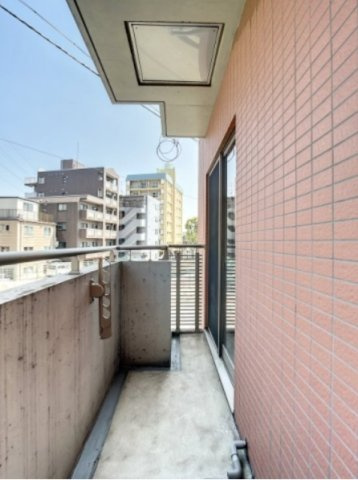 AzaleaHouse野方のバルコニー