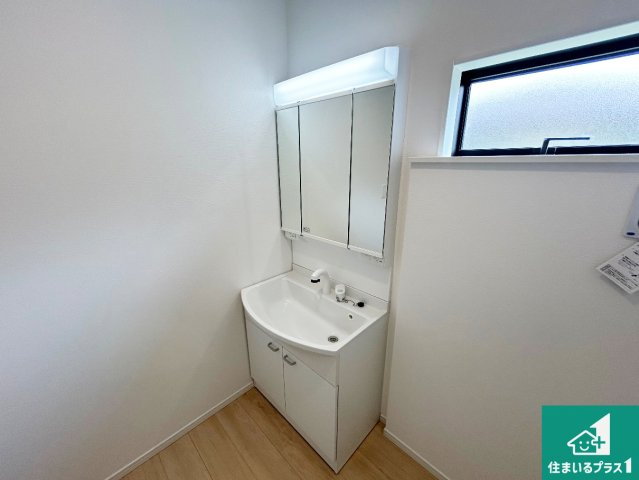 和歌山市井辺　第3期　新築一戸建ての外観|現在建築中！落ち着いた街並みで新生活を始めることが出来そう！周辺の物件も併せてご紹介させて頂きます！