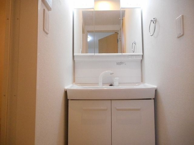 ハイツ　エースの洗面所