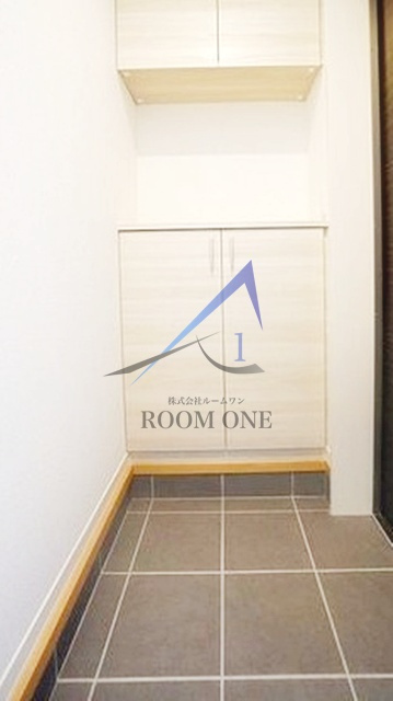 Le lis blanc Ⅰ(ﾙ･ﾘﾌﾞﾛﾝ)の玄関|玄関です。