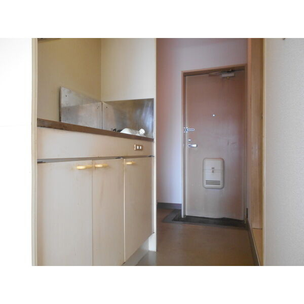 ステーブル・ボーの玄関