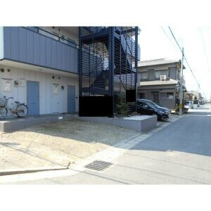 ステーブル・ボーの駐車場