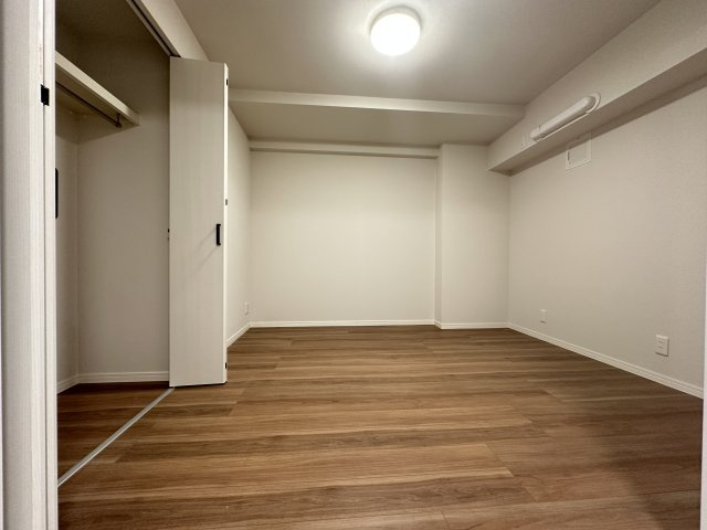 ハイマート横浜の洋室|リビング横の洋室はリビングからも目が行き届き、お子様の個室としてお使いになられるのにもいいお部屋です