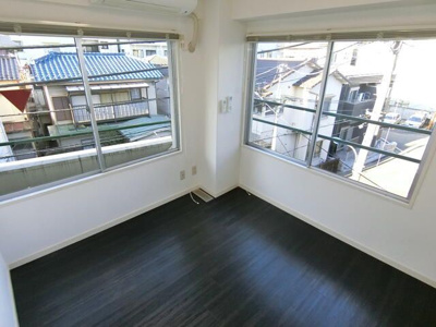 【内装】 | 櫻田ビル | 中はこのようになっています