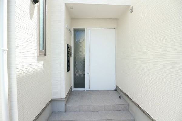 GRANDTIC青山のエントランス