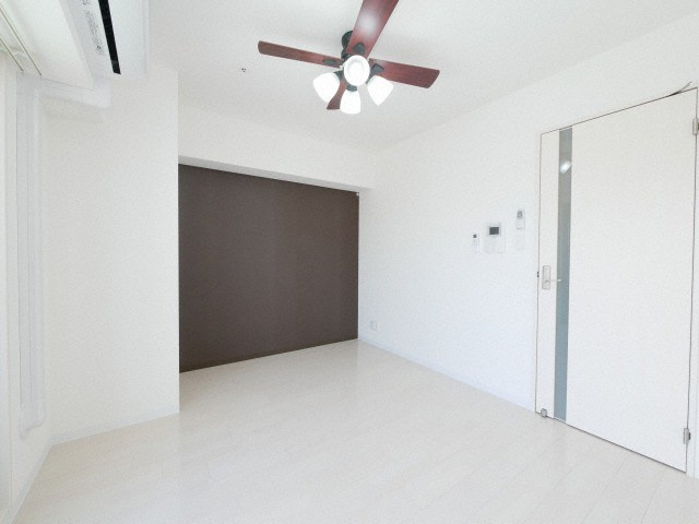 大阪市浪速区久保吉１丁目の賃貸マンションの居間・リビング