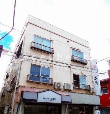 FREDのエントランス