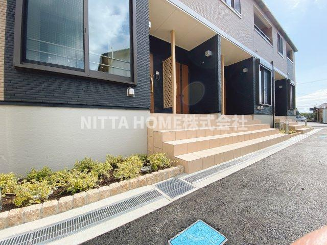 Ｅｌｅｖｅｎタカのエントランス|防犯カメラ付きで安心設備◎