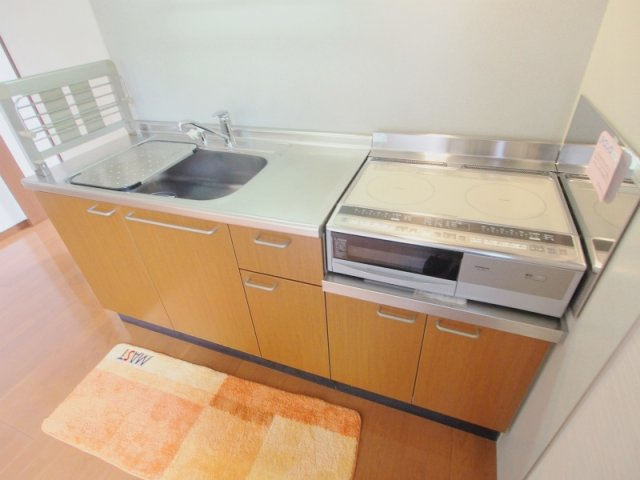 グルーンせせら　Ｃ棟のキッチン|※同じ間取りの別部屋のお写真です※