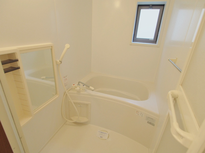 グルーンせせら　Ｃ棟の浴室|※同じ間取りの別部屋のお写真です※