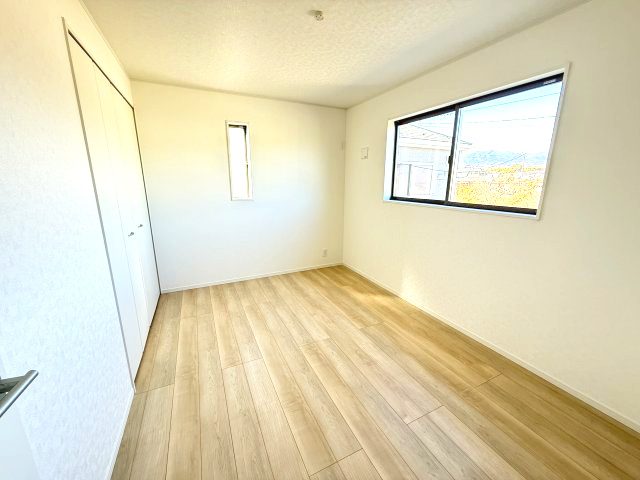 クレイドルガーデン高崎市箕郷町白川第2　4号棟の洋室|洋室１です