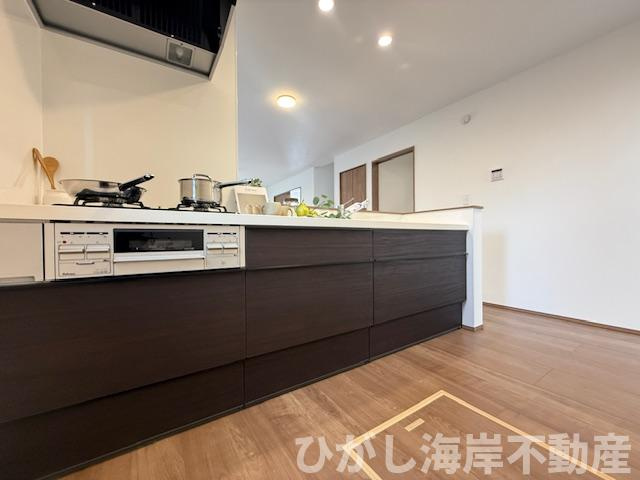 平塚市西八幡4丁目　新築戸建　全2棟のキッチン|キッチンスペース