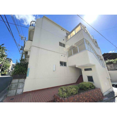 【外観】 | セレンティ弥生 | 鉄筋コンクリート造のがっちりとした建物。