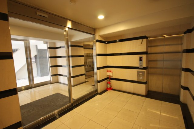 ゆとりのあるロビーです