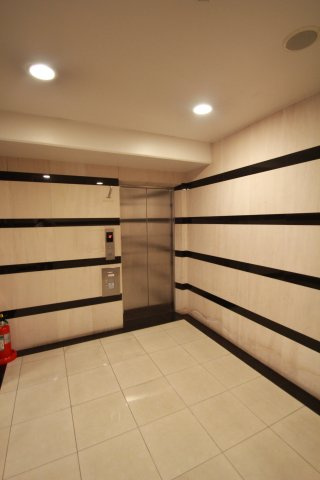 エレベーターあります